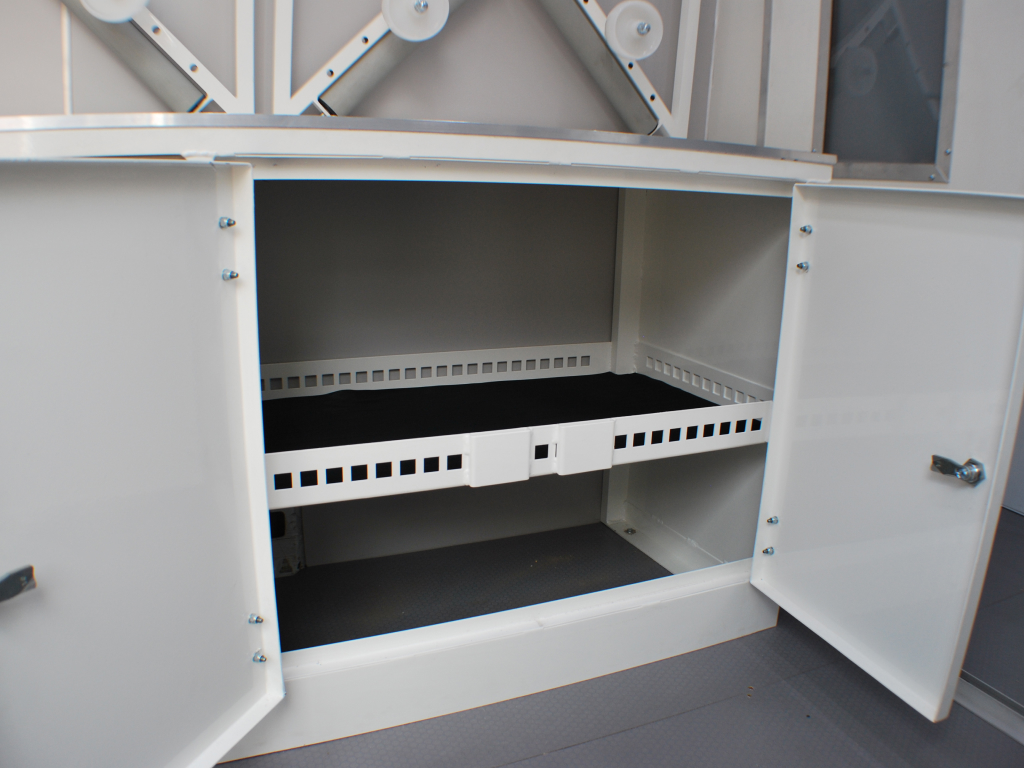 large-aluminium-storage-cupboard